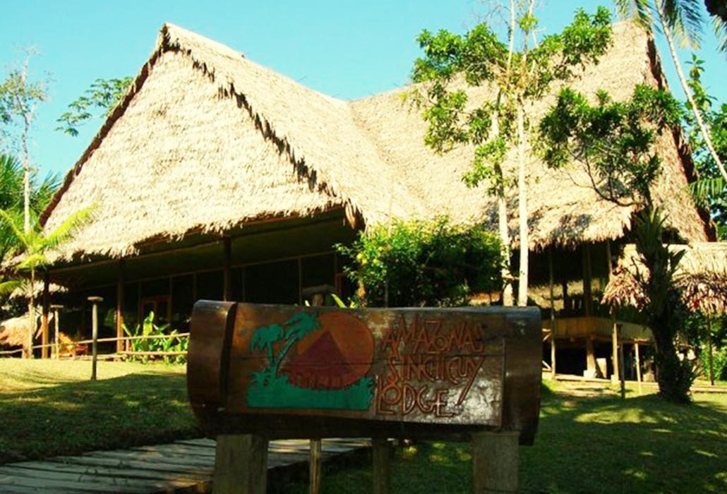 FRONT SINCHICUY LODGE IQUITOS - PERU - PERUVIAN-SHADES